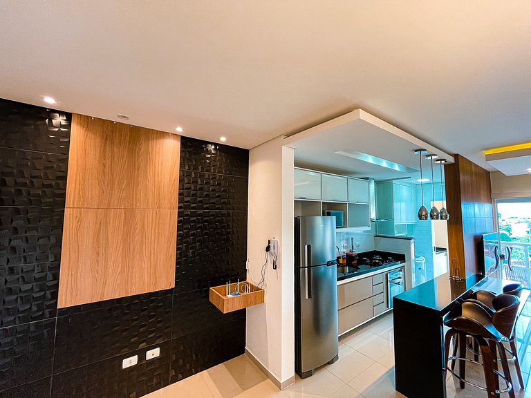 Apto Alto Padrão C/ Suíte, SmarTV, Wi-FI e Piscina