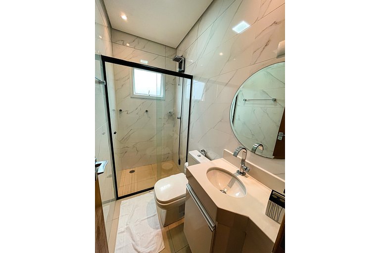 Apto Alto Padrão C/ Suíte, SmarTV, Wi-FI e Piscina