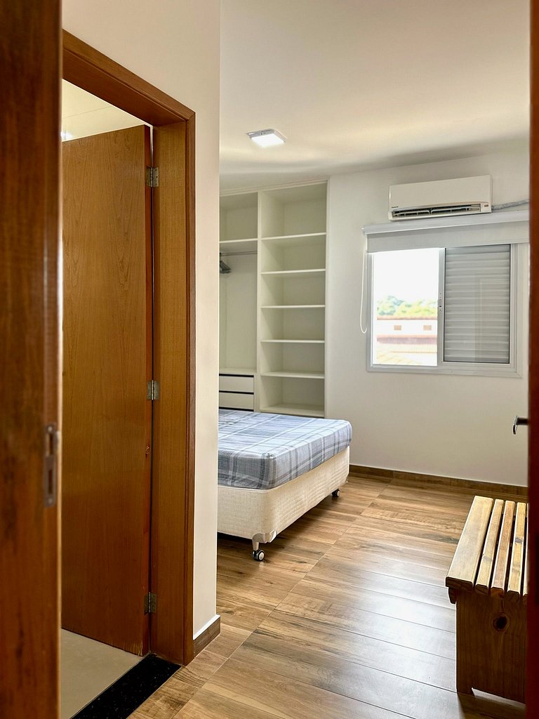 Conforto e Estilo no Centro de Ubatuba/SP