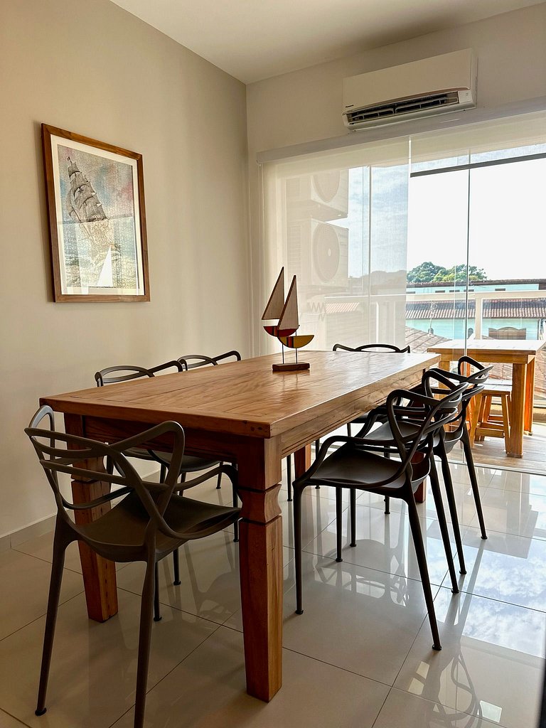 Conforto e Estilo no Centro de Ubatuba/SP