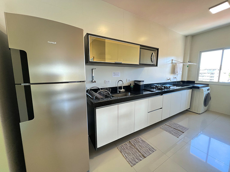 Seu Lar de Férias em Ubatuba - Relaxe na Praia!