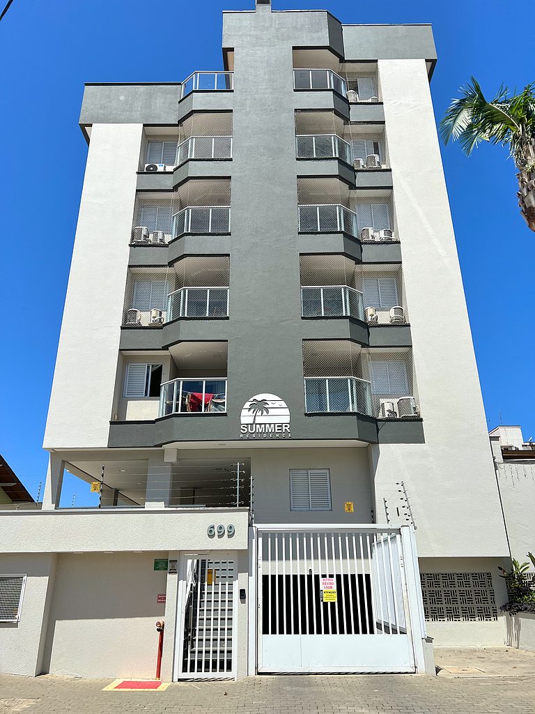 Seu Lar de Férias em Ubatuba - Relaxe na Praia!